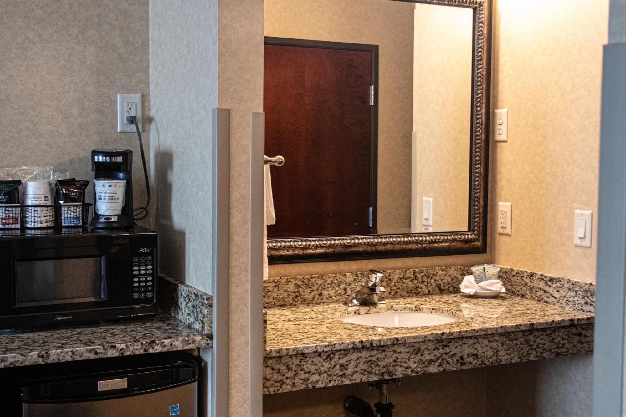 Best Western University Inn And Suites Forest Grove Luaran gambar